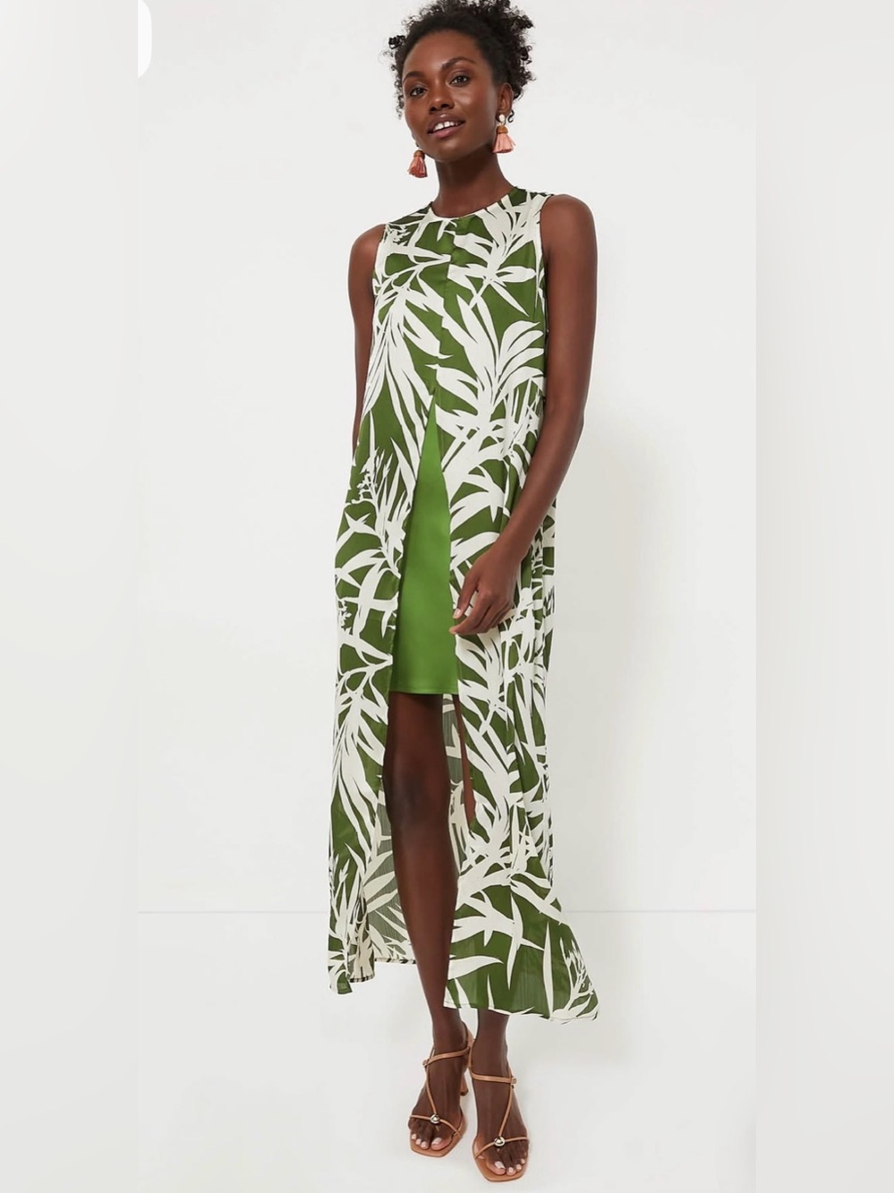Hyacinth house Green Leaf Print Maxi Dress